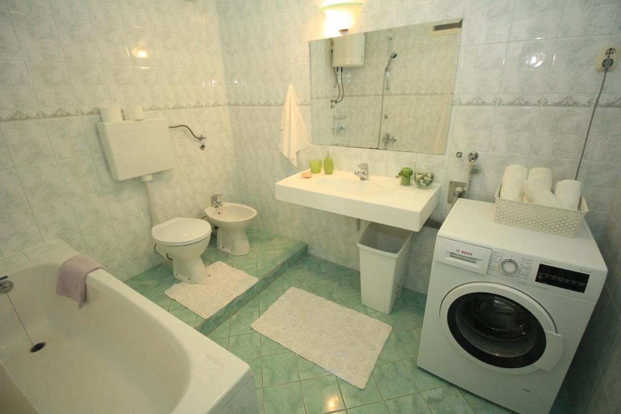 Apartman Lavender Kaštela Esterno foto